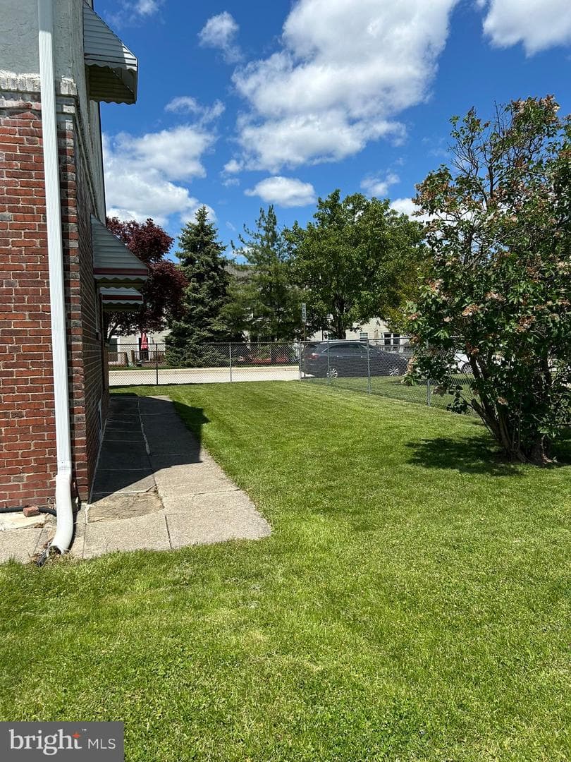 533 B Street photo 16