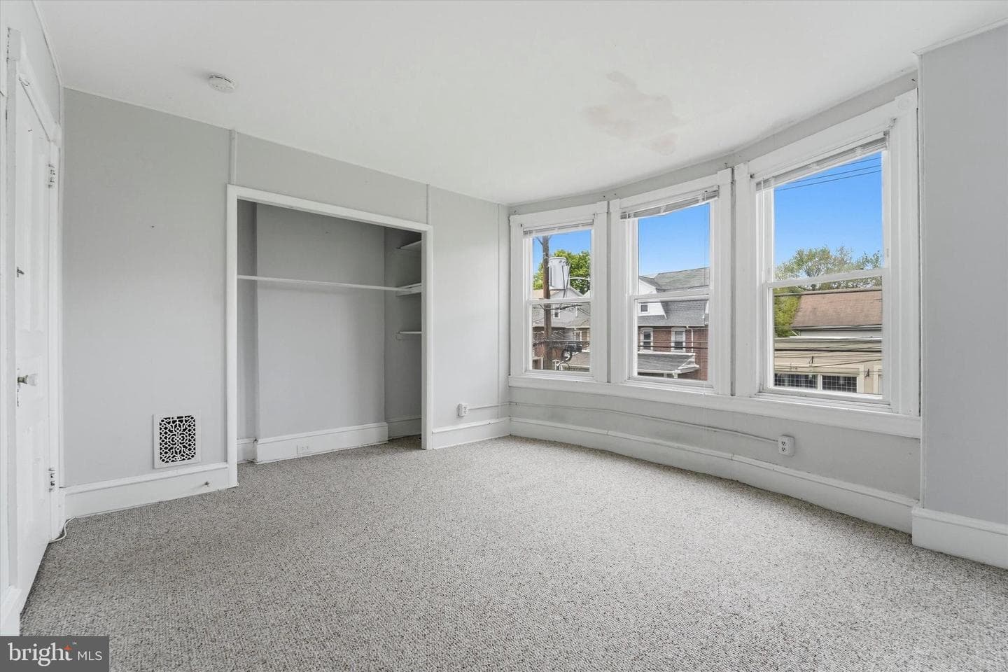221 Ardmore Avenue photo 16