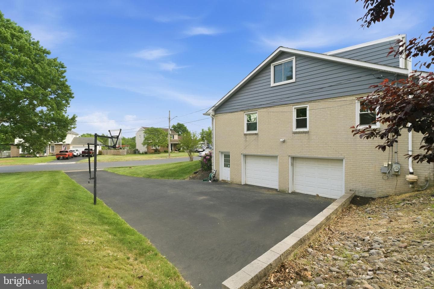 642 Knoll Drive photo 47