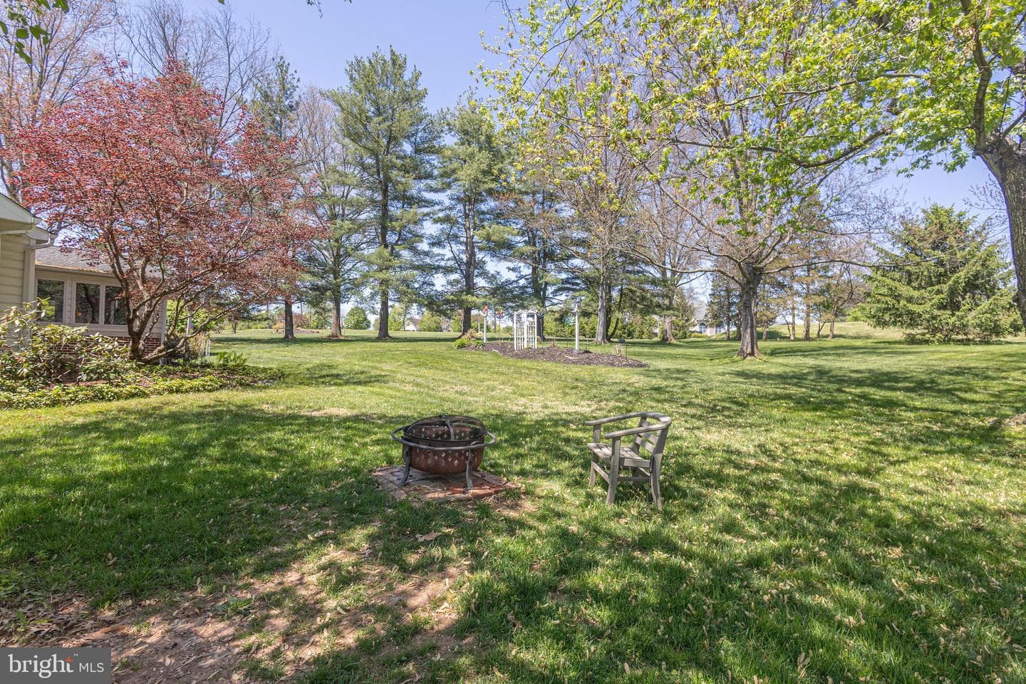 225 Parkview Court photo 51