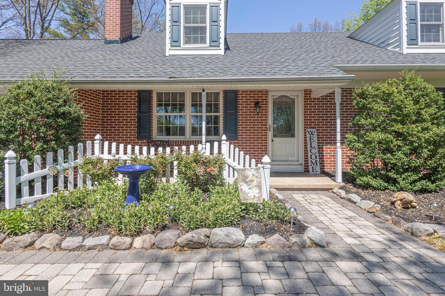 225 Parkview Court photo 56