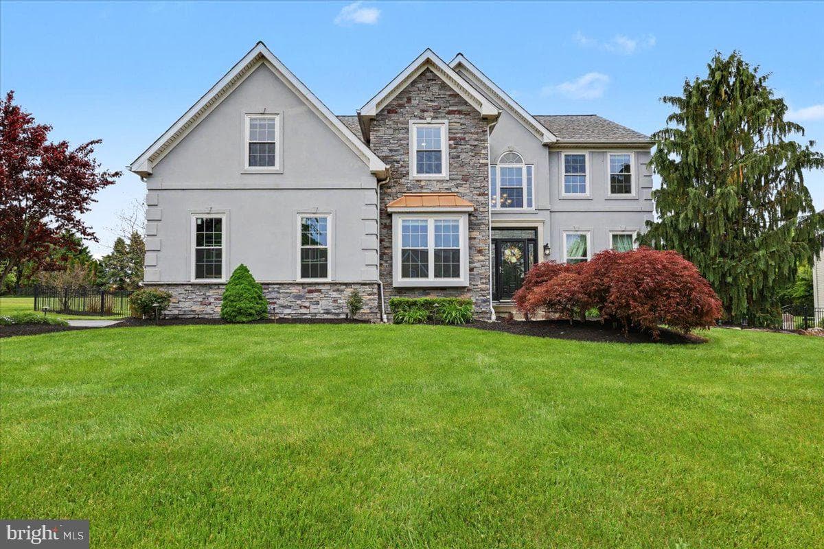 144 Fox Run Dr