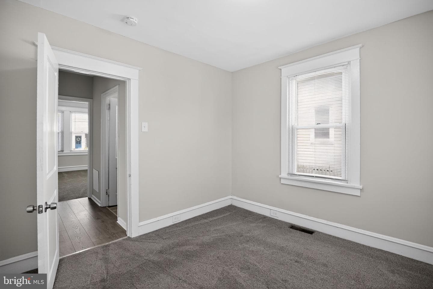 339 Maple Avenue photo 20