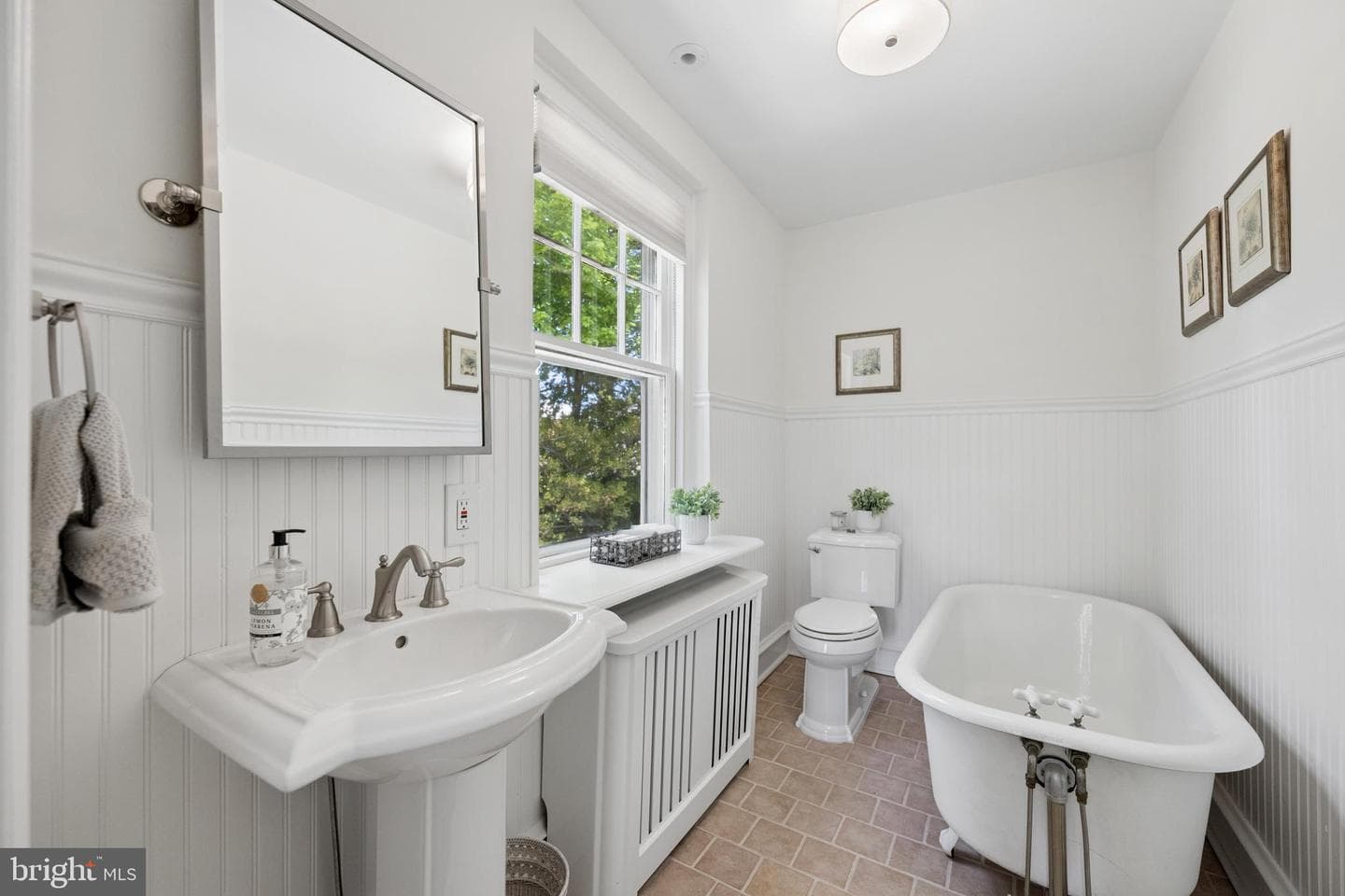 405 Wynmere Road photo 35