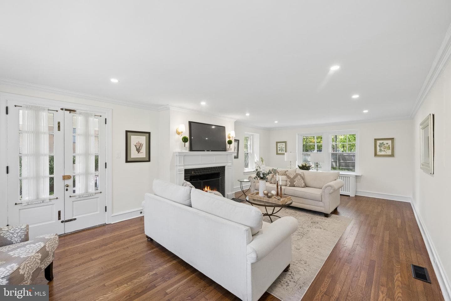 405 Wynmere Road photo 6