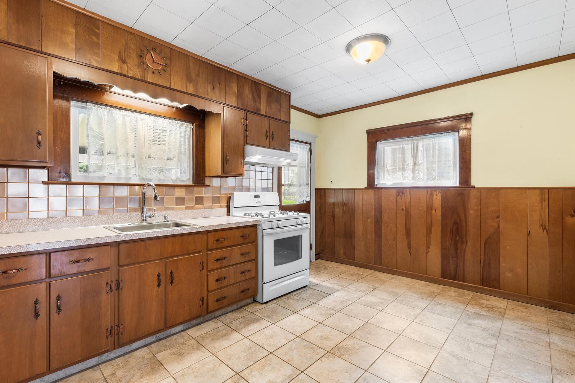 16 North Avenue photo 25