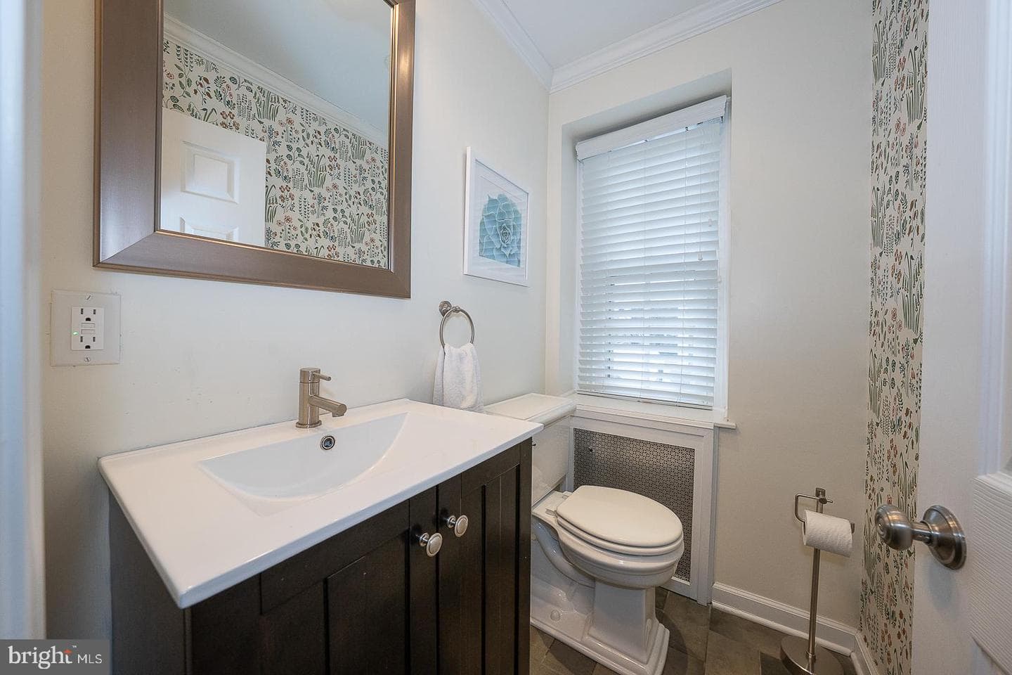 722 Argyle Road photo 27