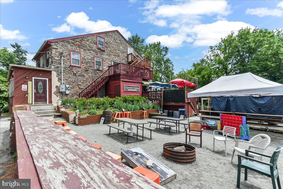 134 Walnut Street photo 34