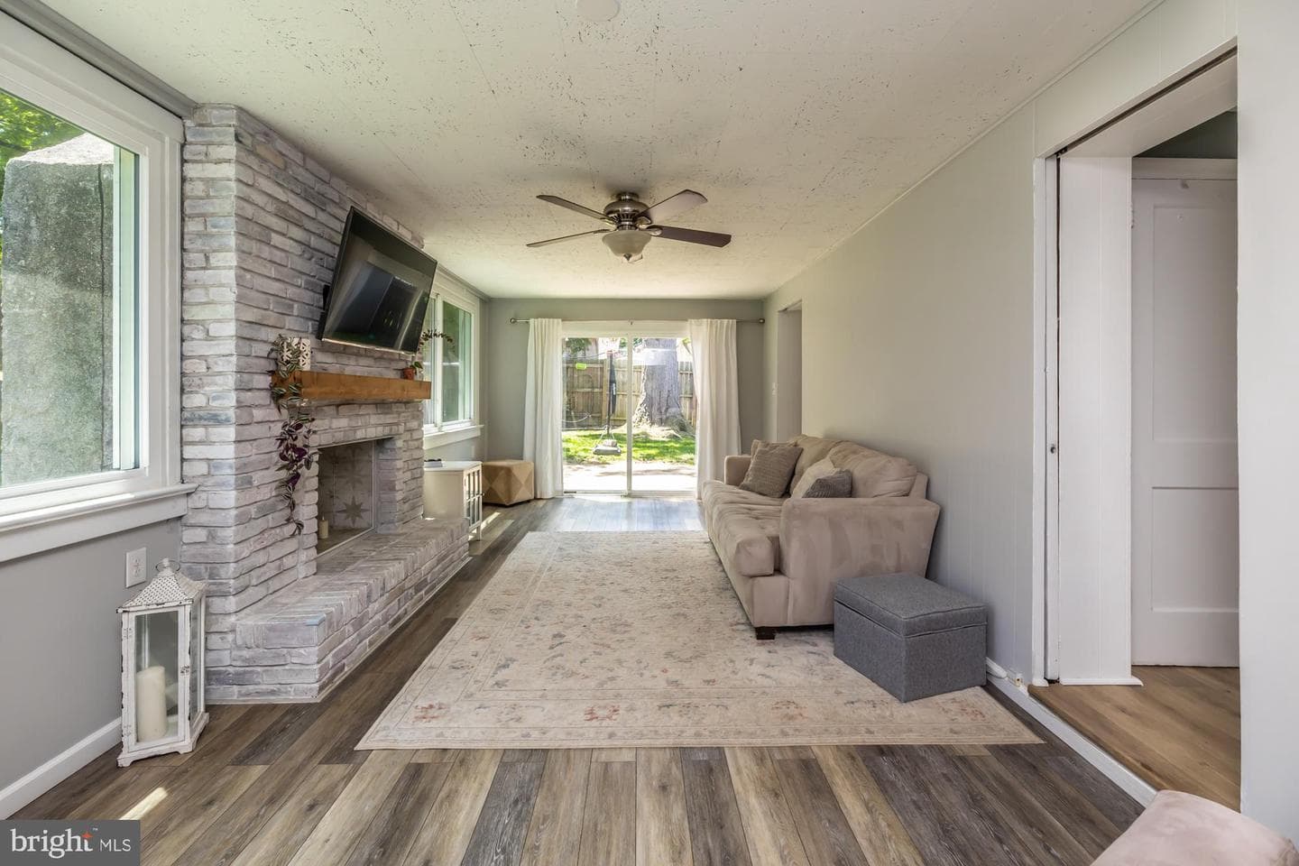 3024 Joshua Road photo 14