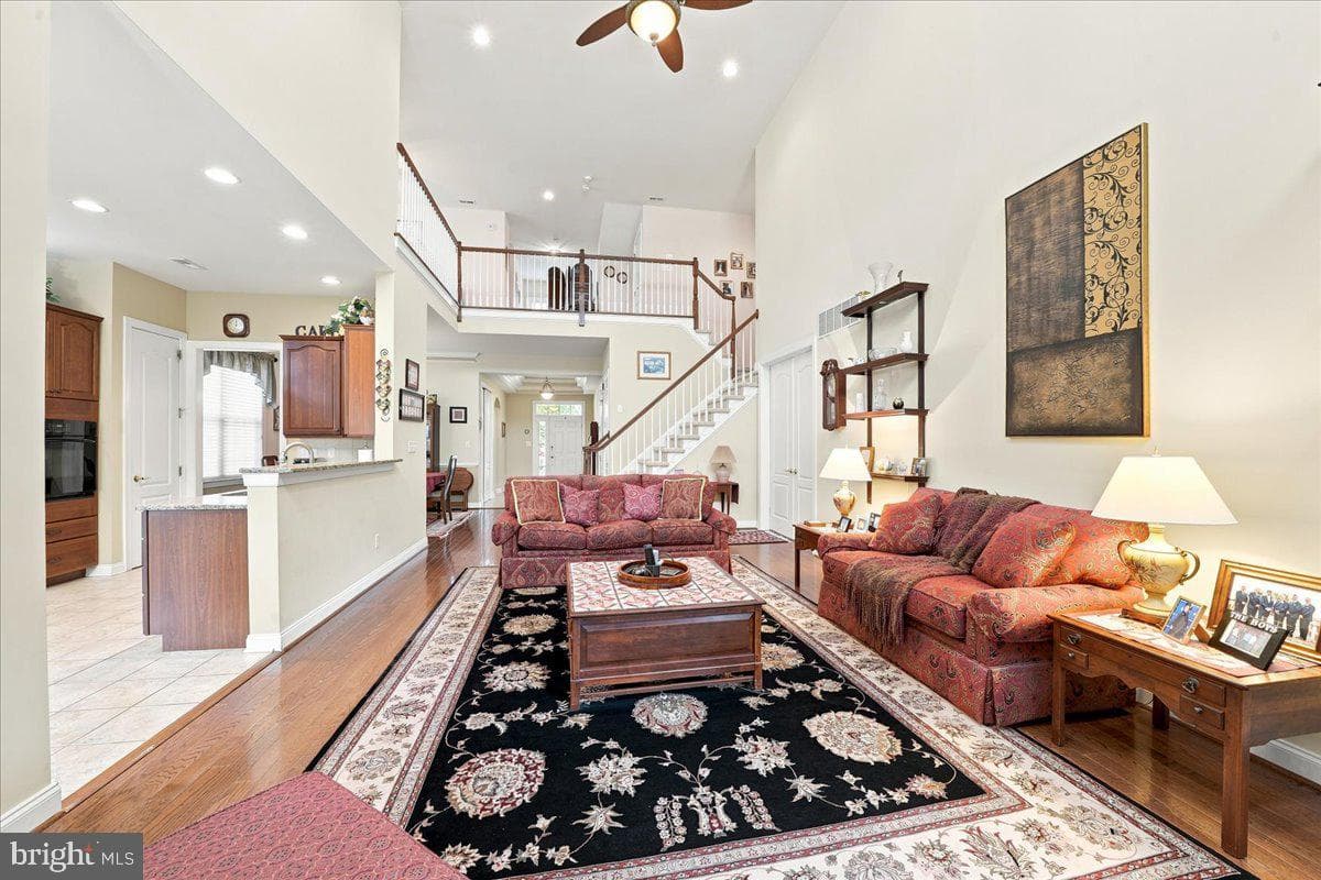 461 Peters Way photo 6