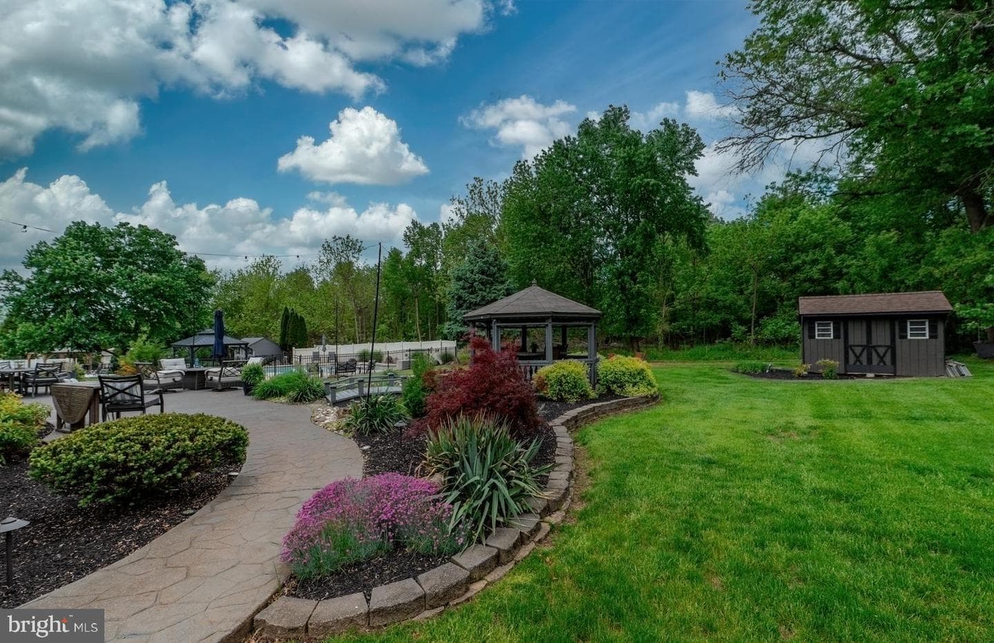 53 Green Briar Drive photo 72