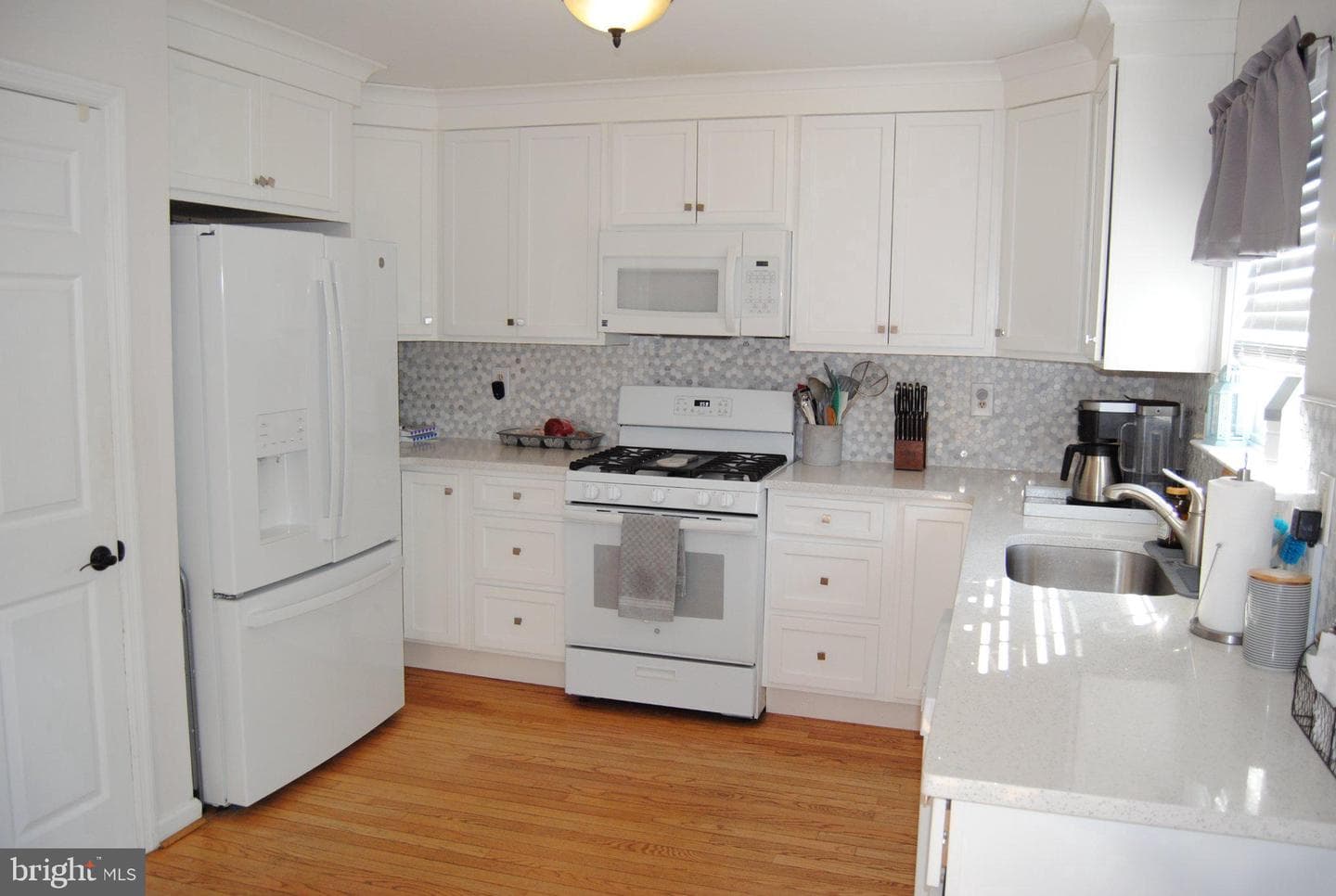 511 Sturbridge Court photo 6