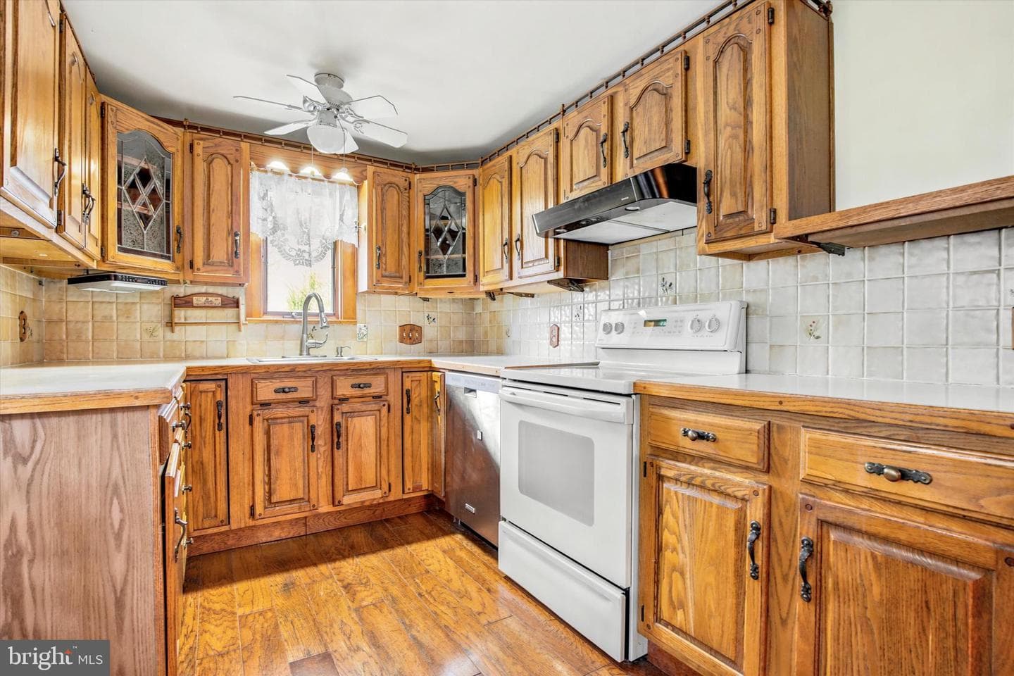 416 Exton Road photo 5