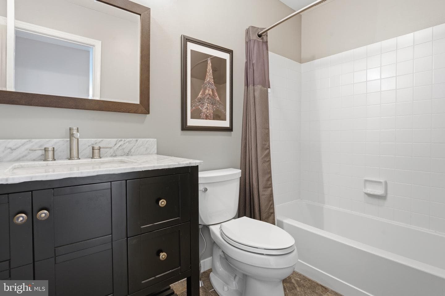 55 Windsor Place photo 36