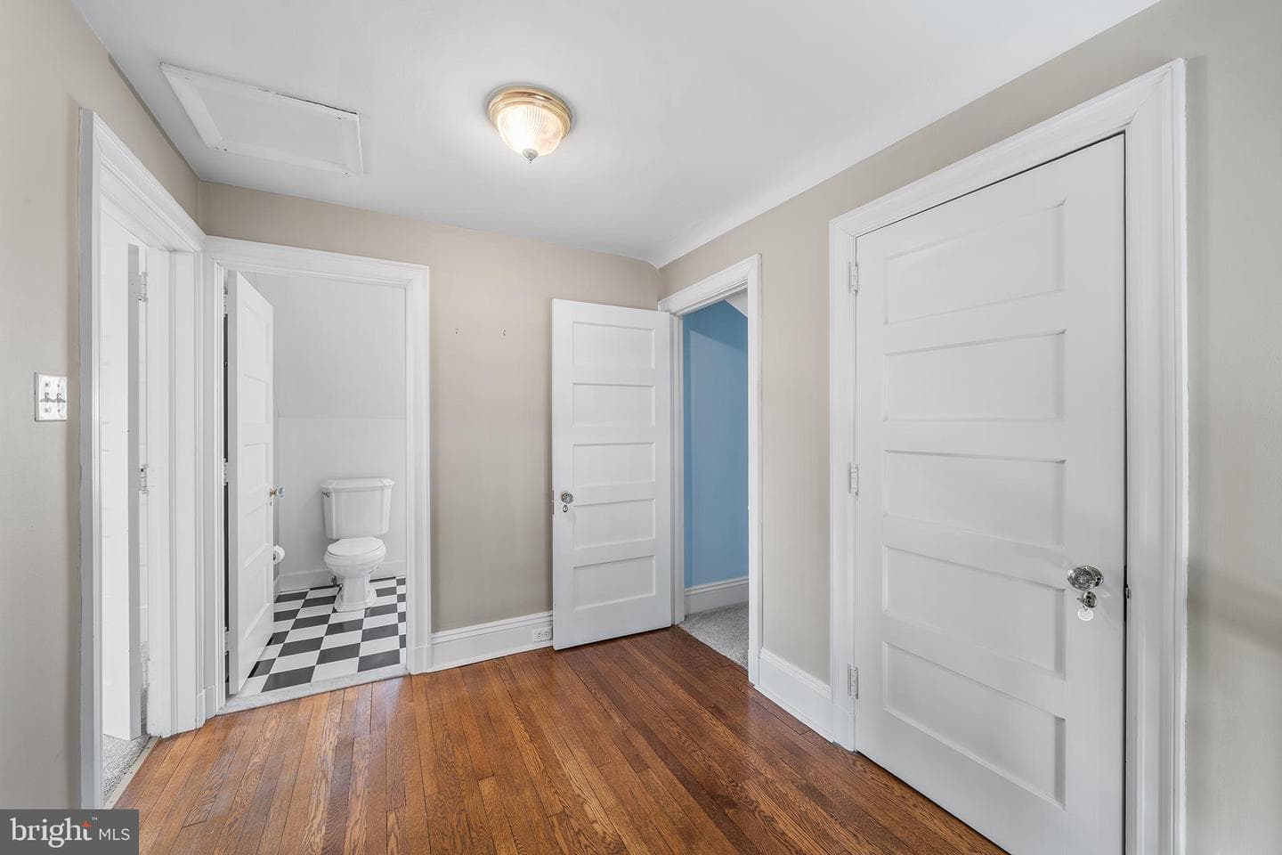 336 Thornbrook Avenue photo 40