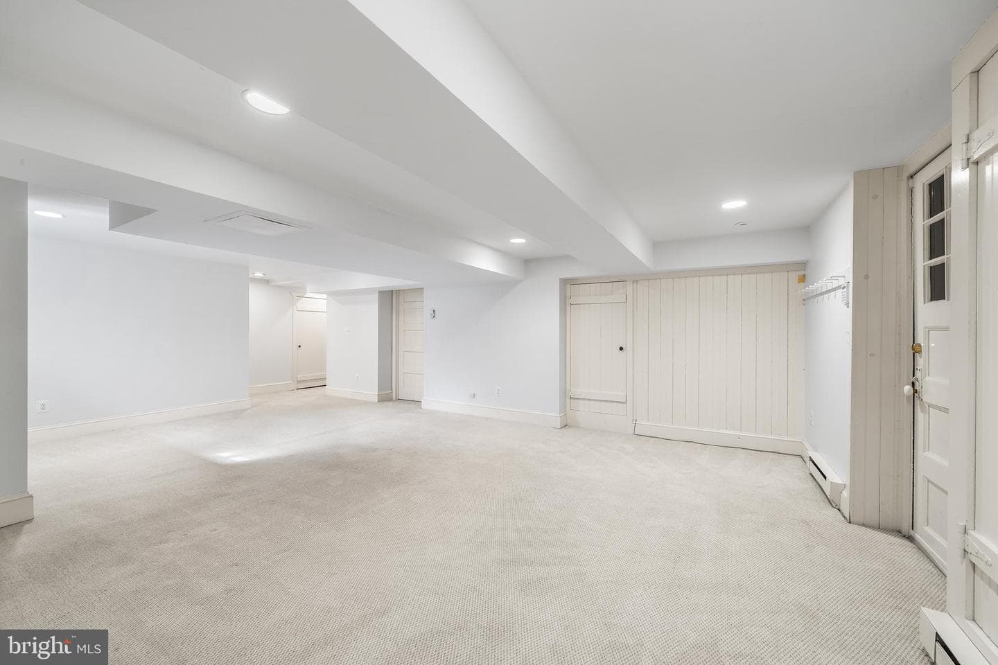 336 Thornbrook Avenue photo 46