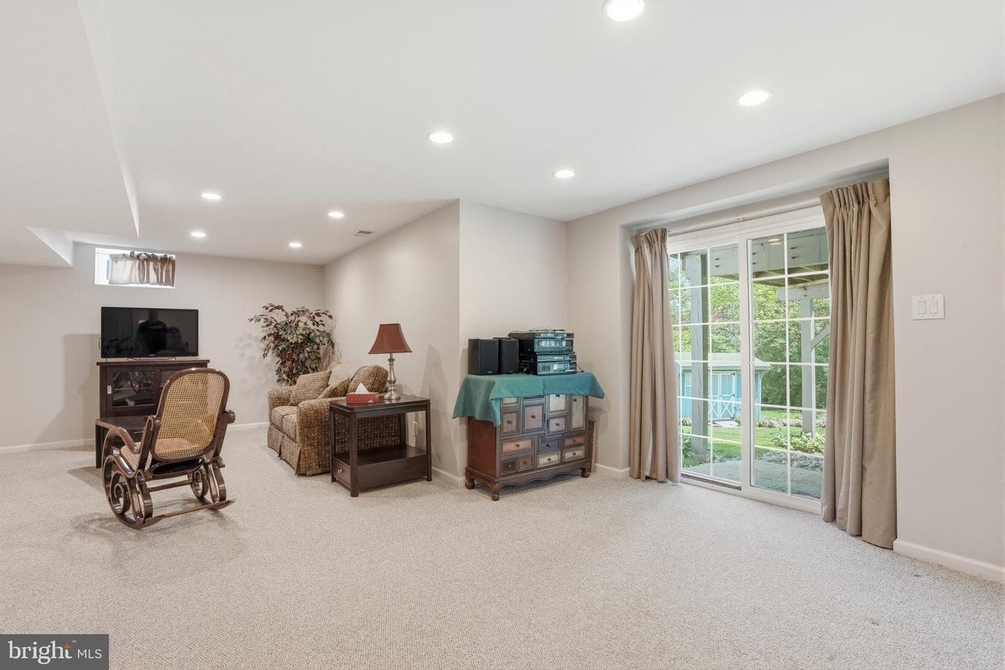 667 Birch Circle photo 35
