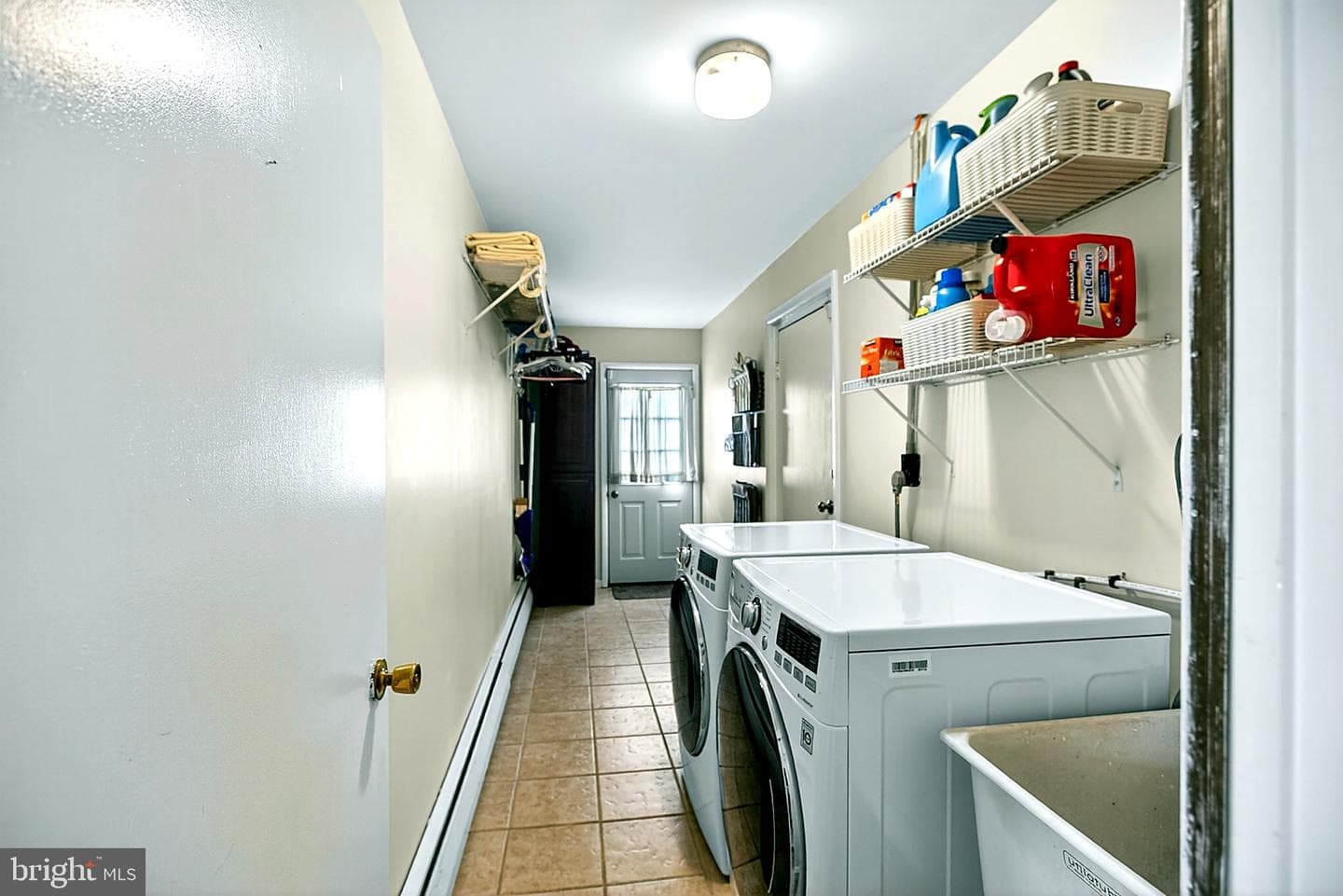 555 Elliott Drive photo 15