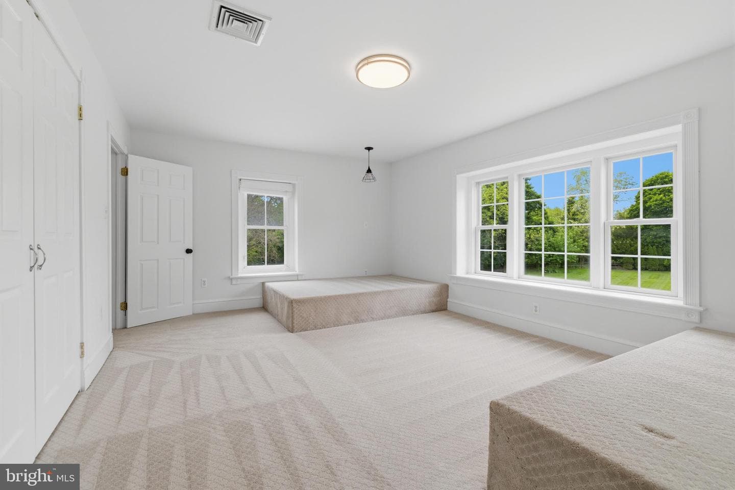 1145 Limekiln Pike photo 32