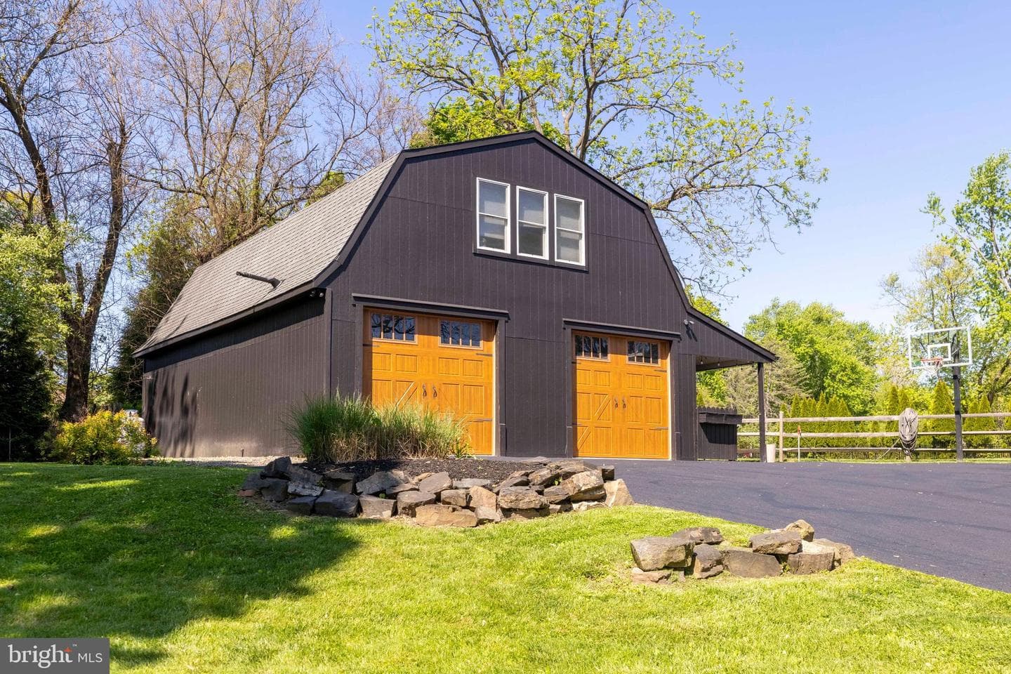 1145 Limekiln Pike photo 36