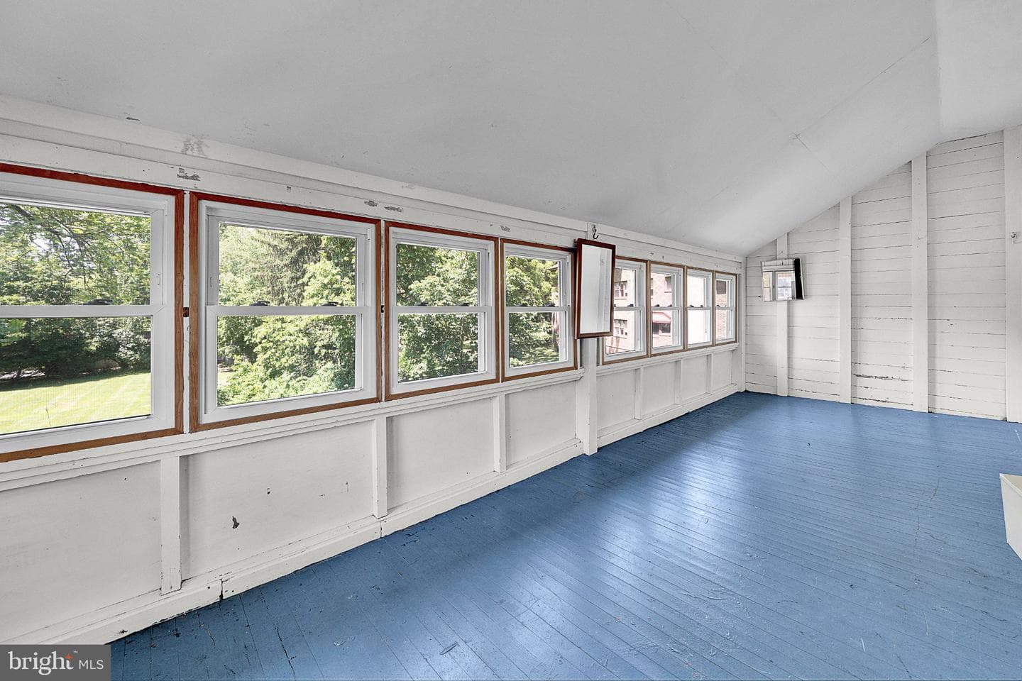 33 Sixth Avenue photo 39