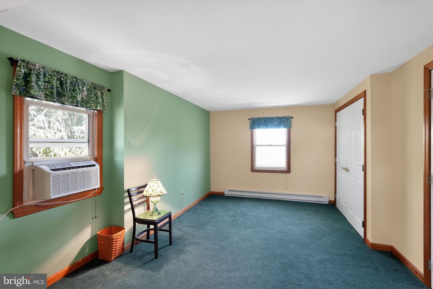 1525 College Avenue photo 23