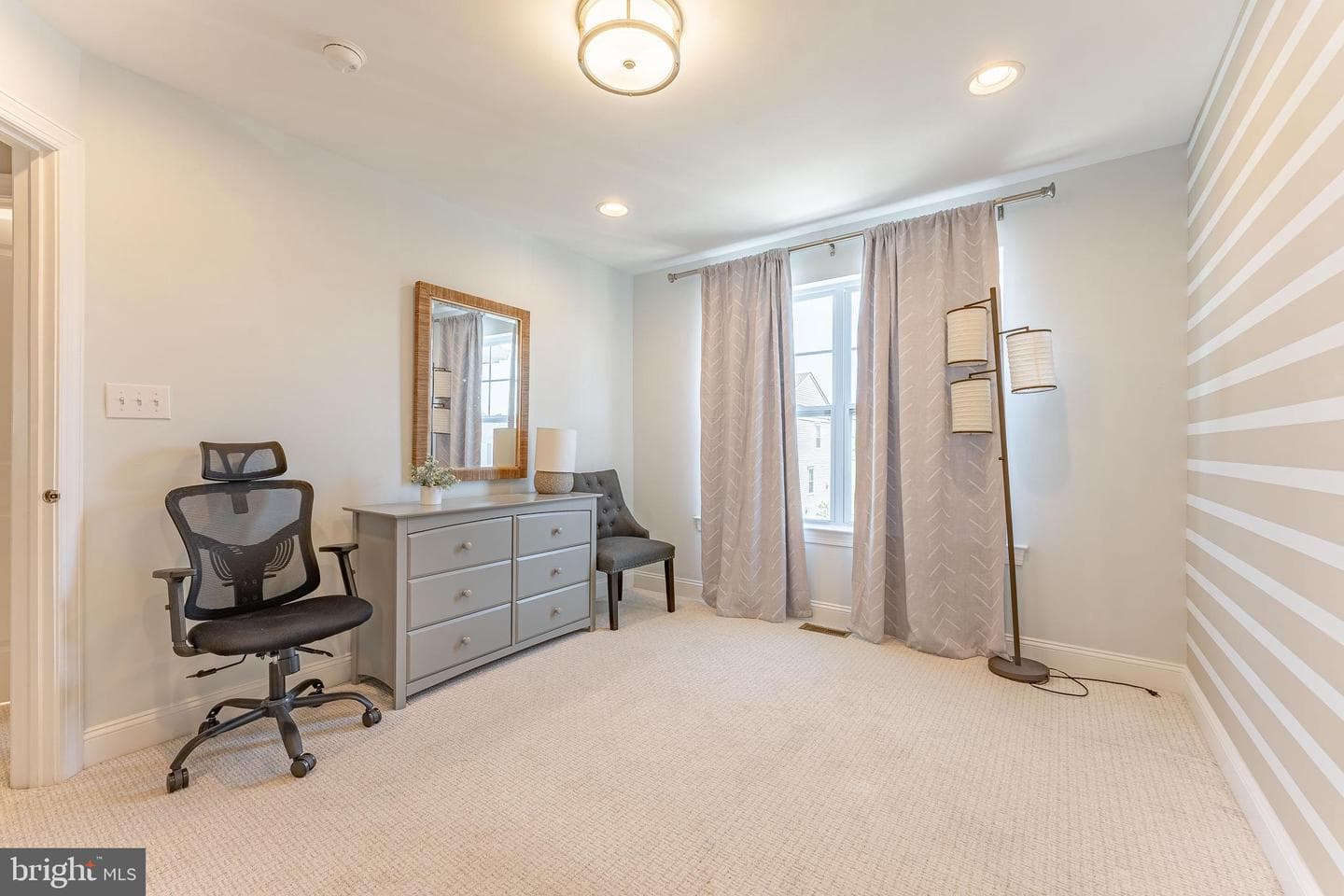 187 Larrabee Way photo 33