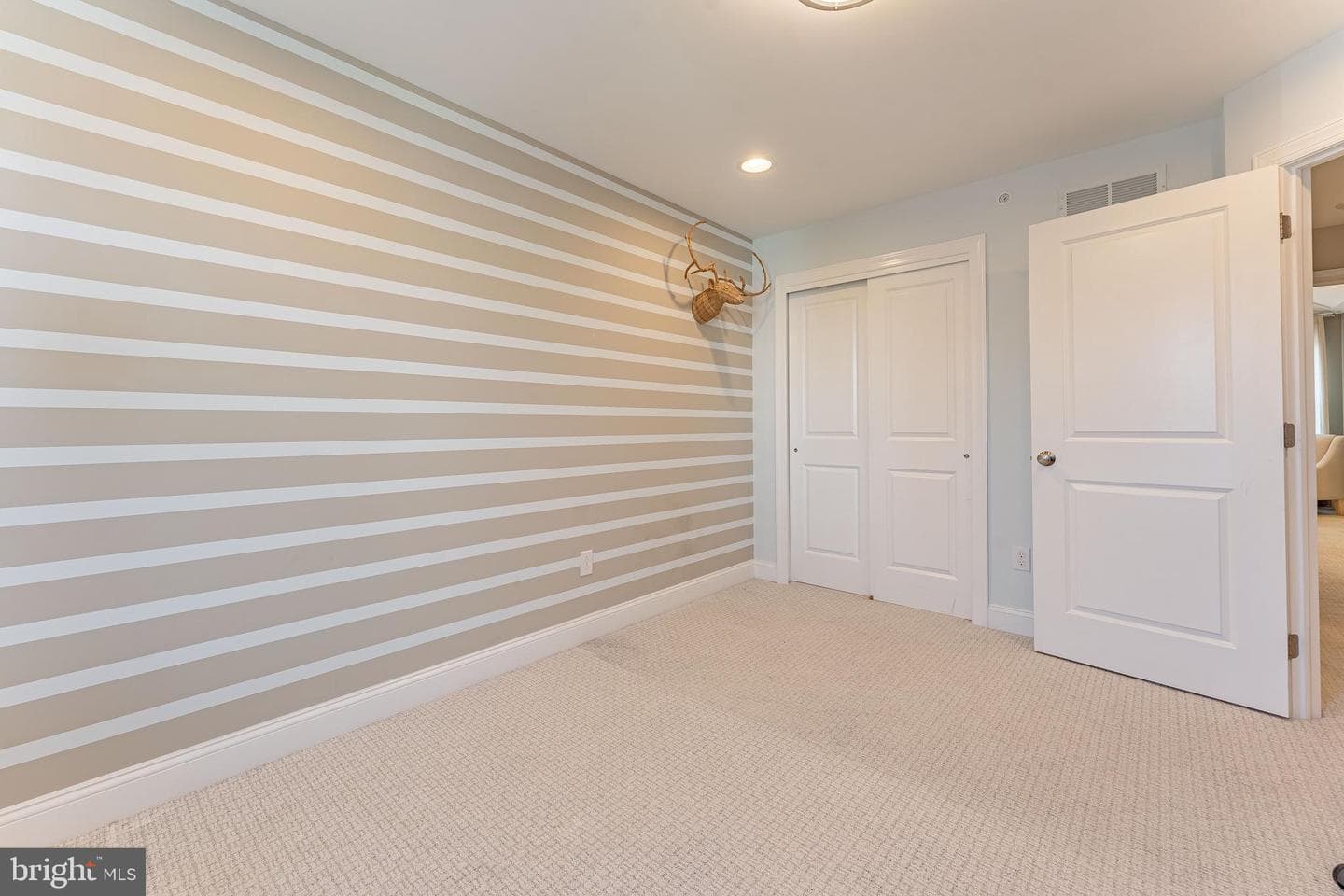 187 Larrabee Way photo 35