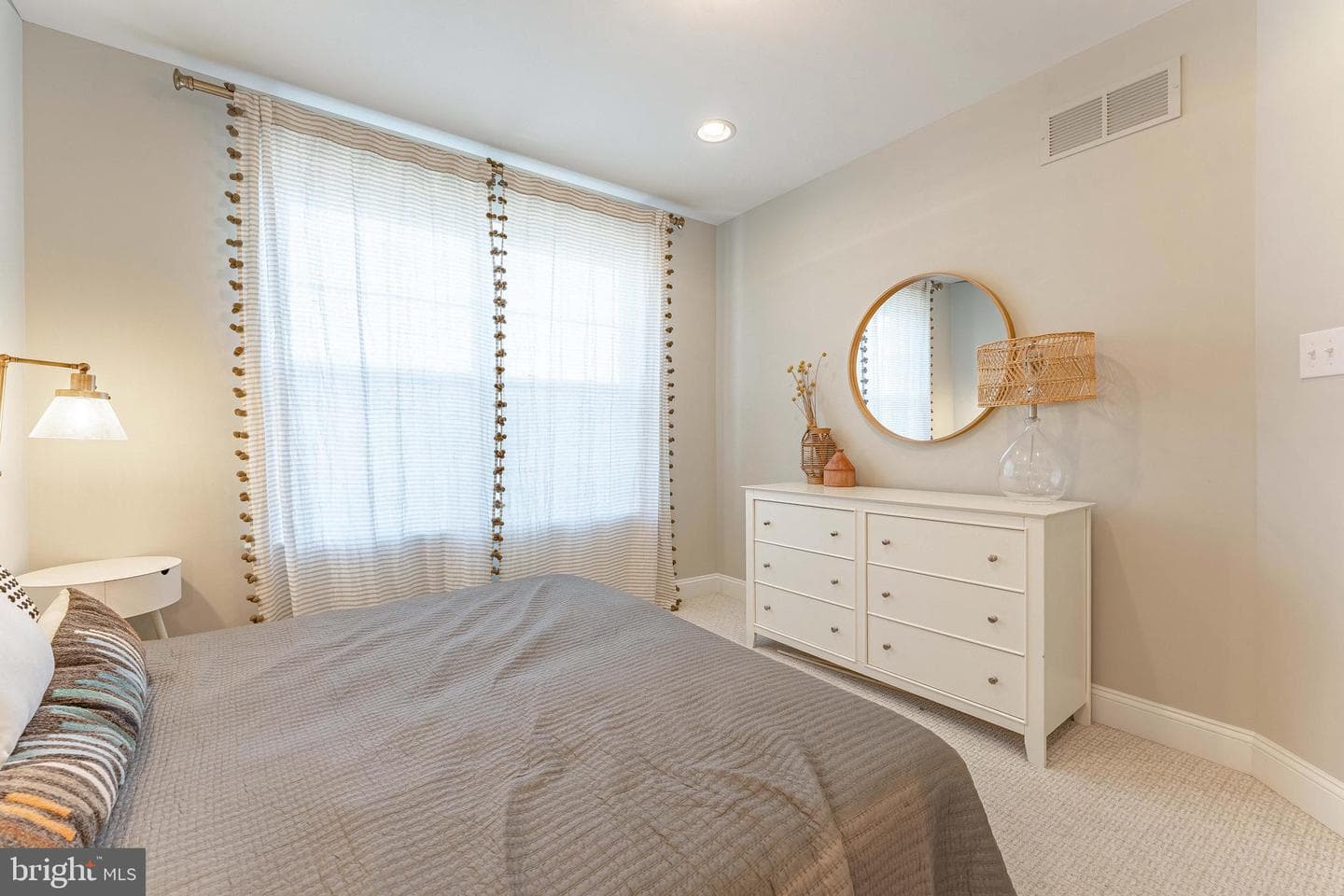 187 Larrabee Way photo 37
