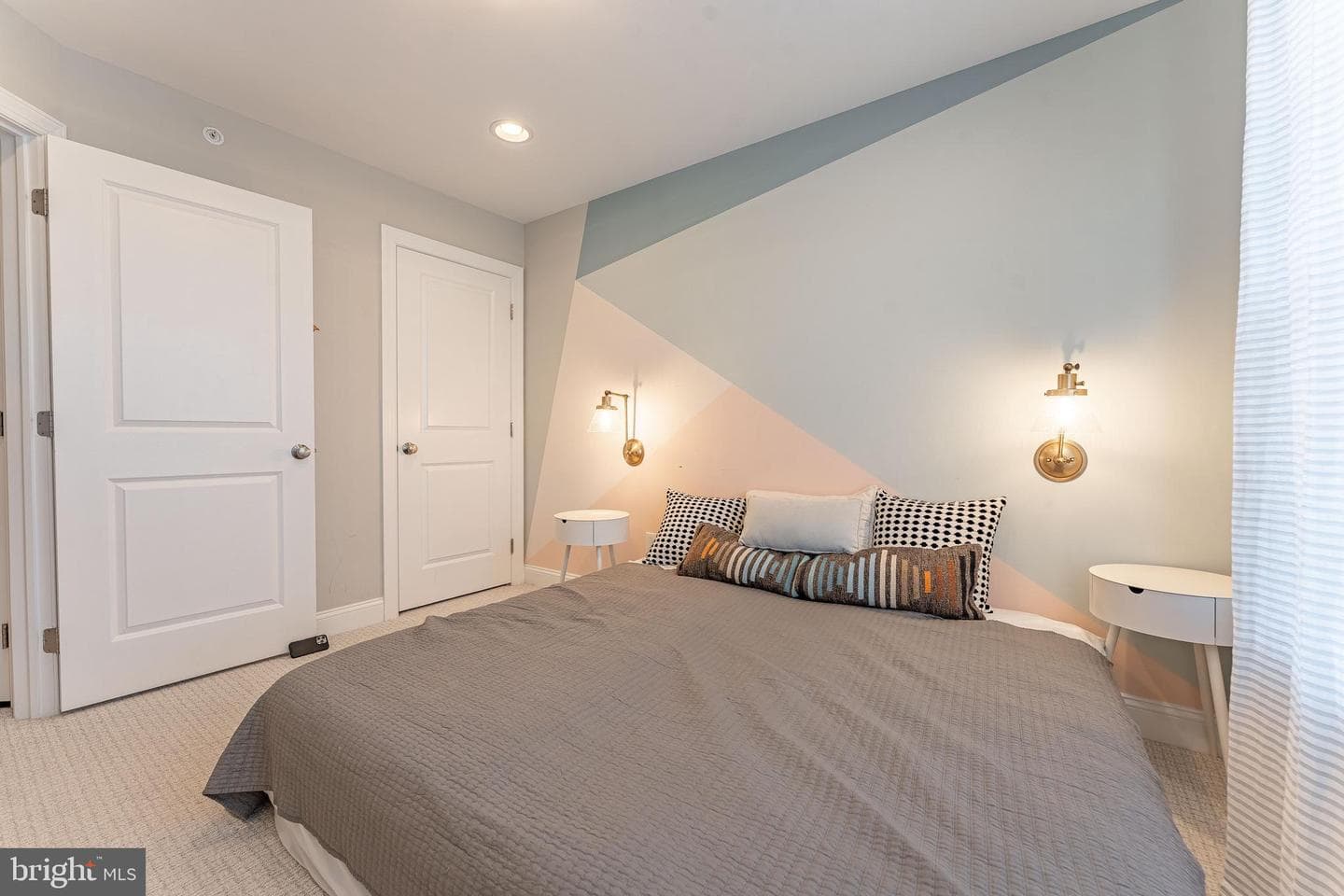 187 Larrabee Way photo 38