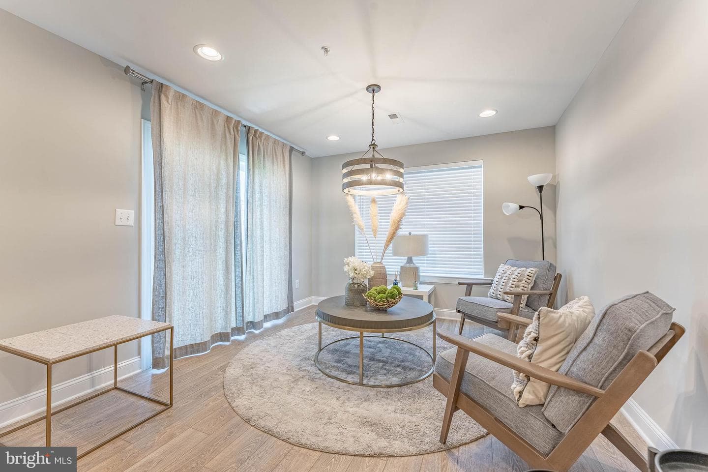 187 Larrabee Way photo 45