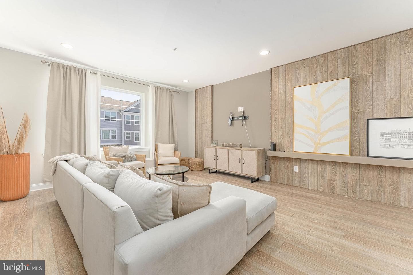 187 Larrabee Way photo 8