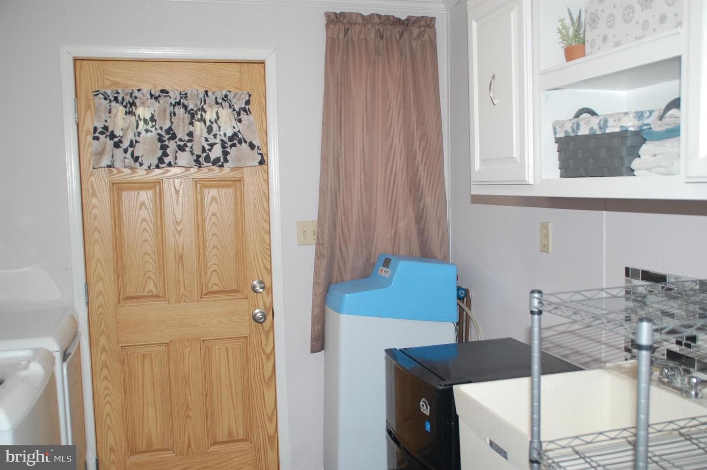 12 Victoria Court photo 37