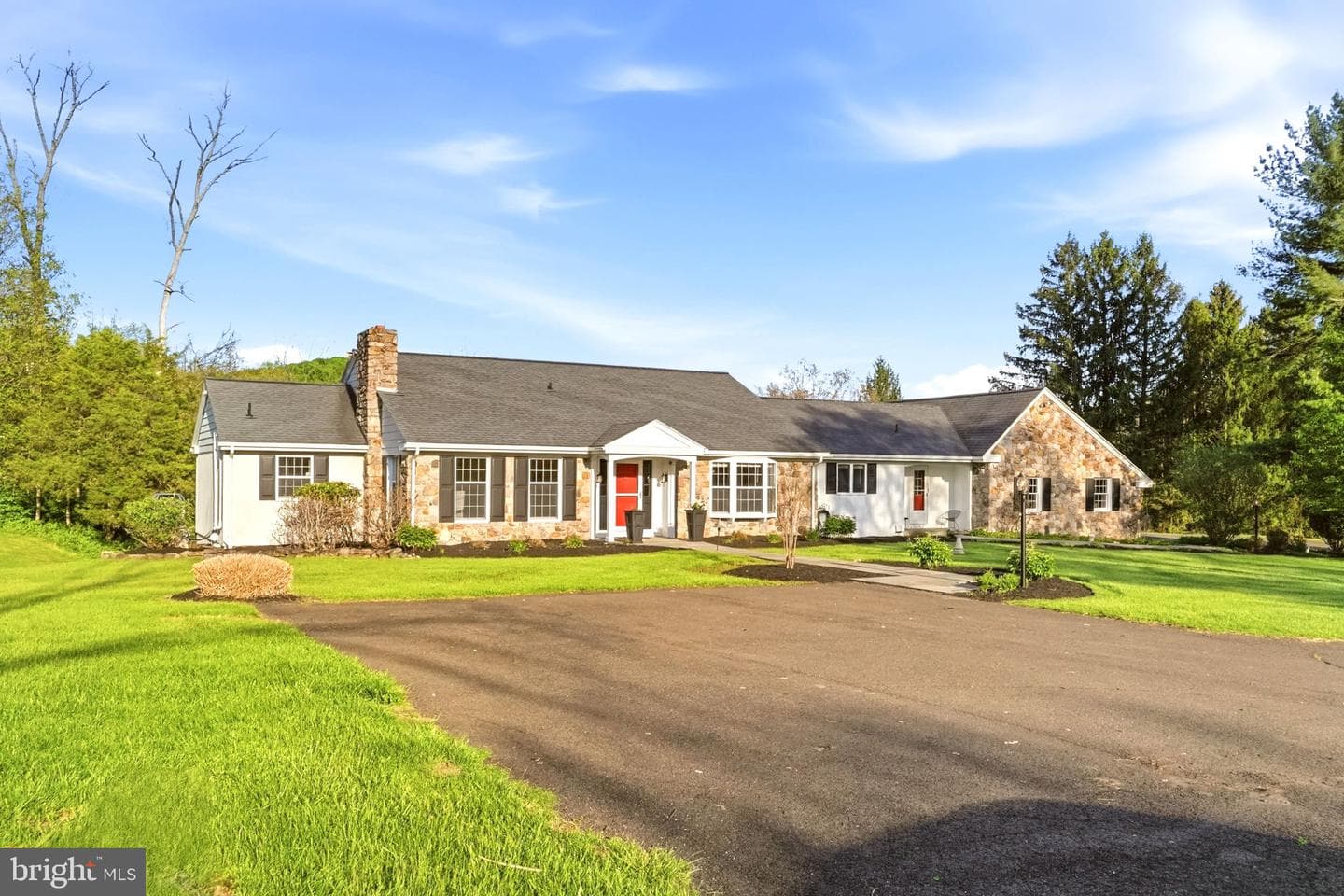 2585 Pruss Hill Road photo 3