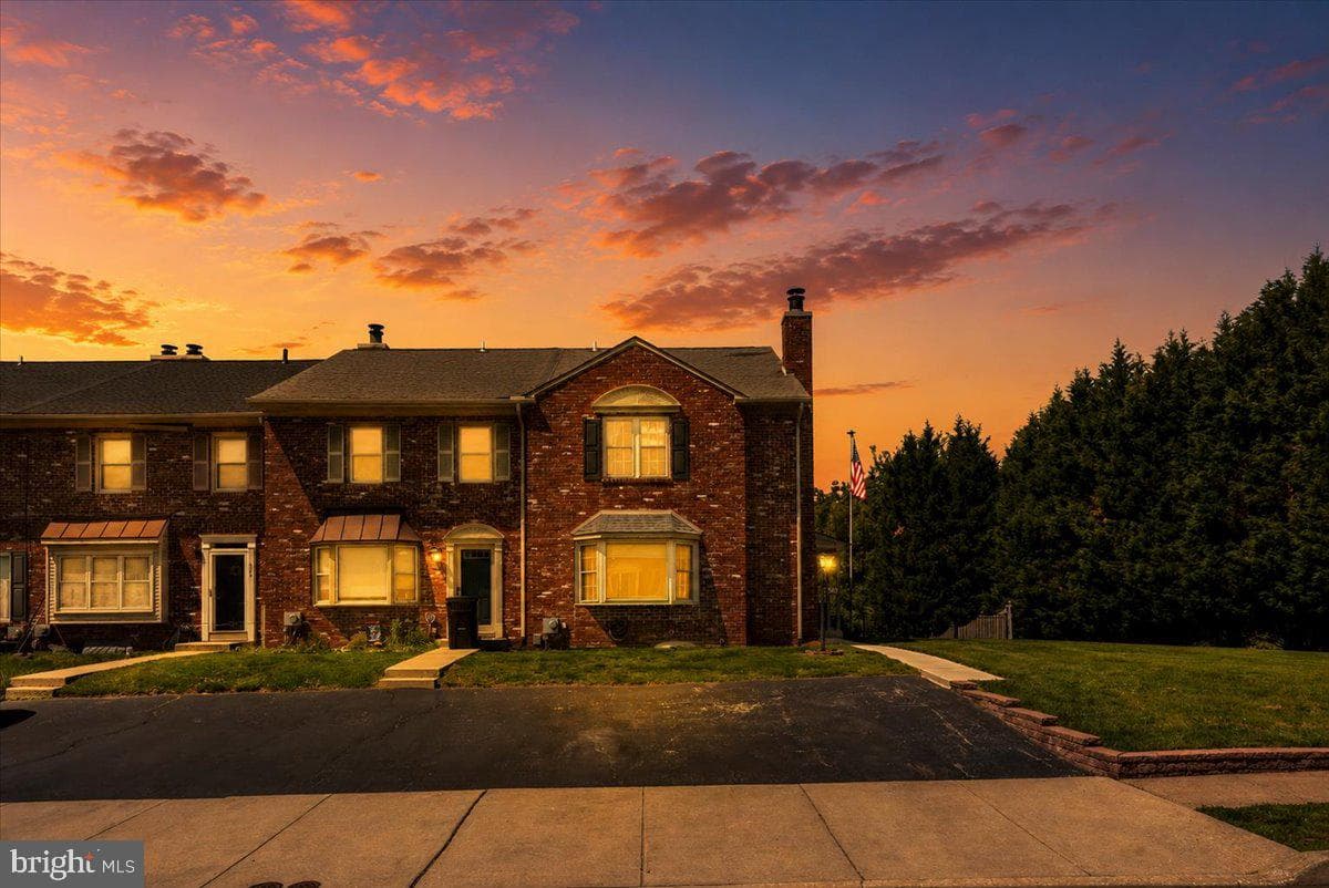 560 Susan Drive photo 43