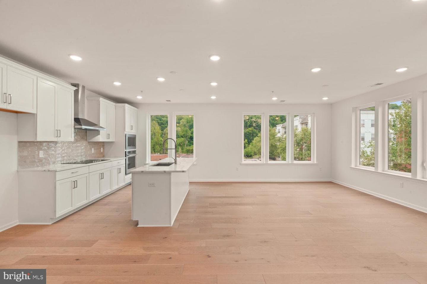 421 Washington Street #1208 photo 10