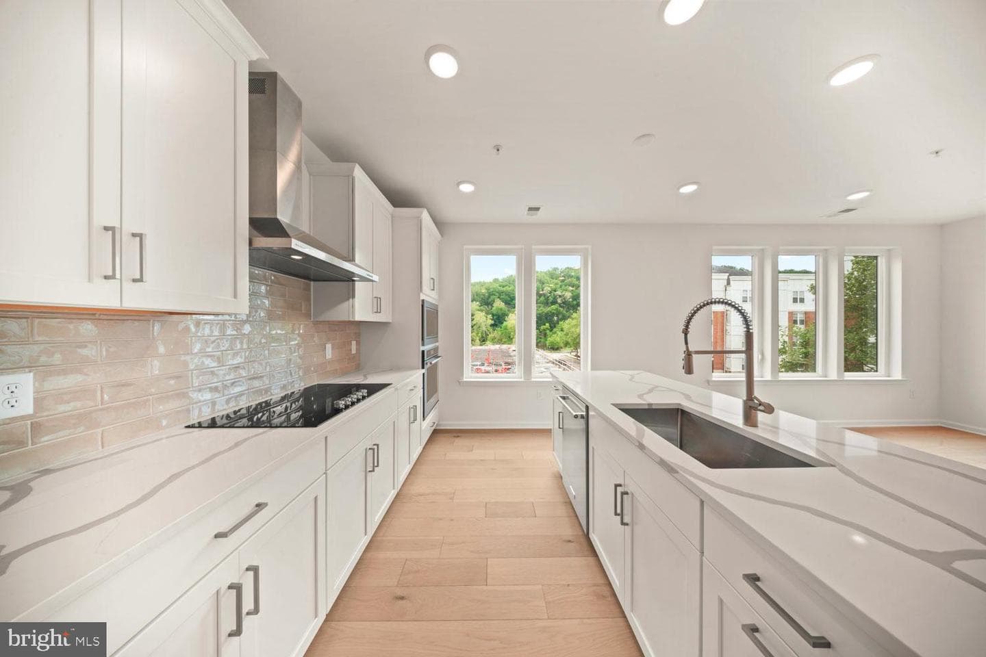 421 Washington Street #1208 photo 14