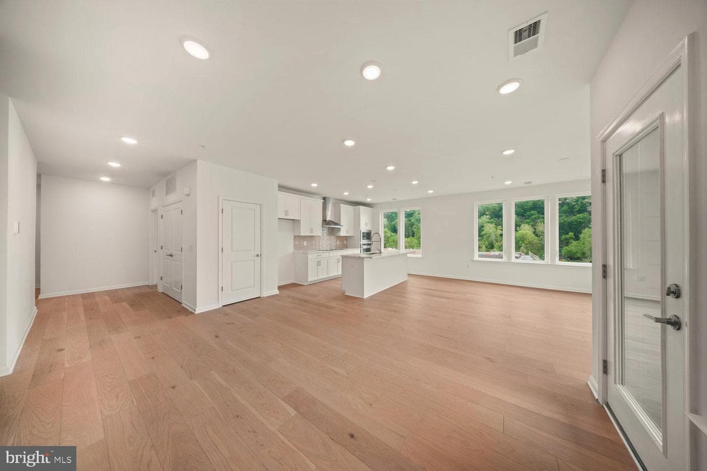 421 Washington Street #1208 photo 5