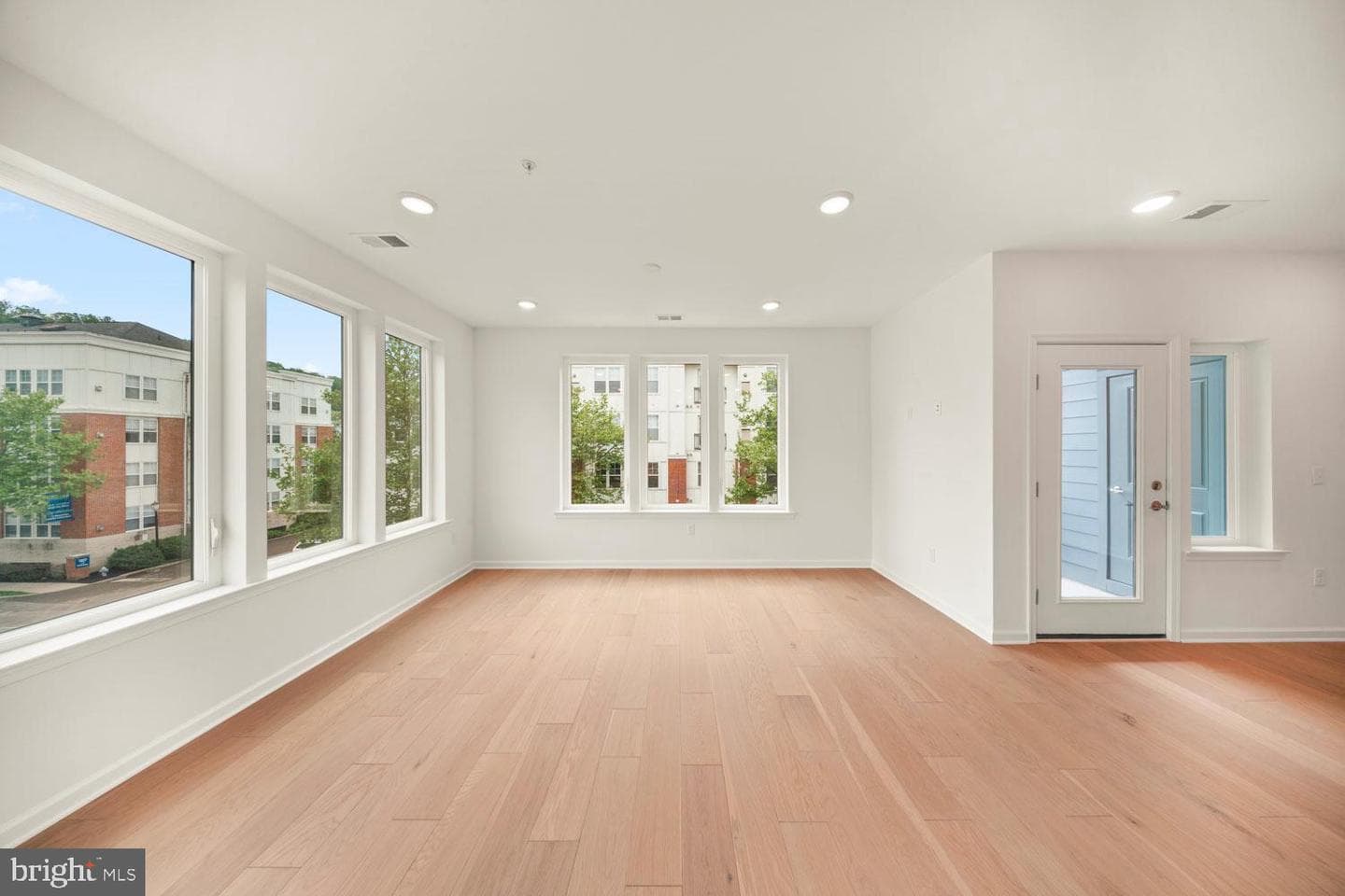 421 Washington Street #1208 photo 8