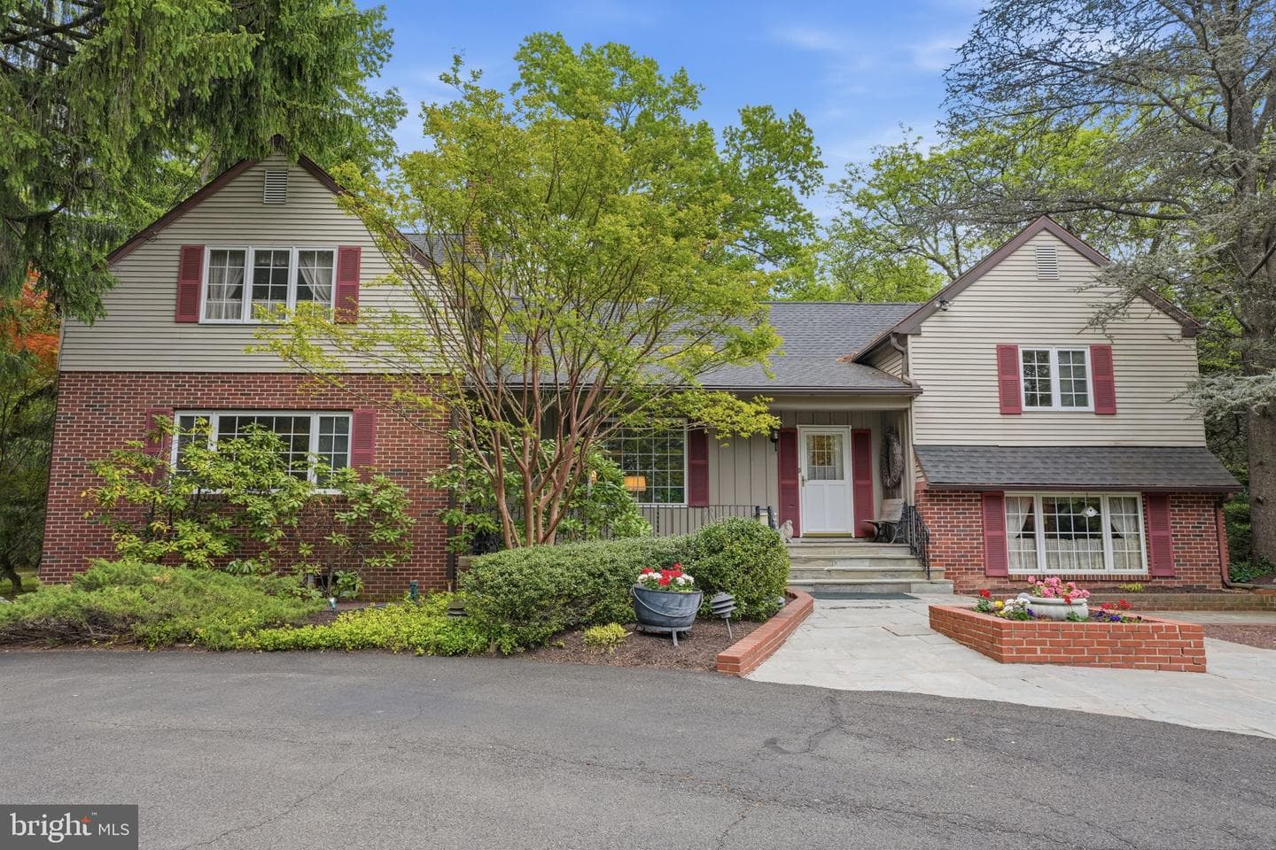 1162 Limekiln Pike photo 4