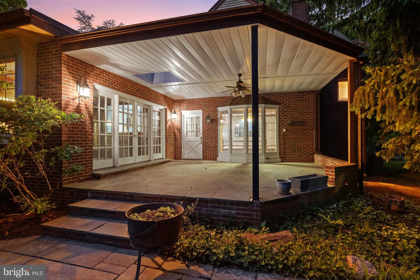 1162 Limekiln Pike photo 8
