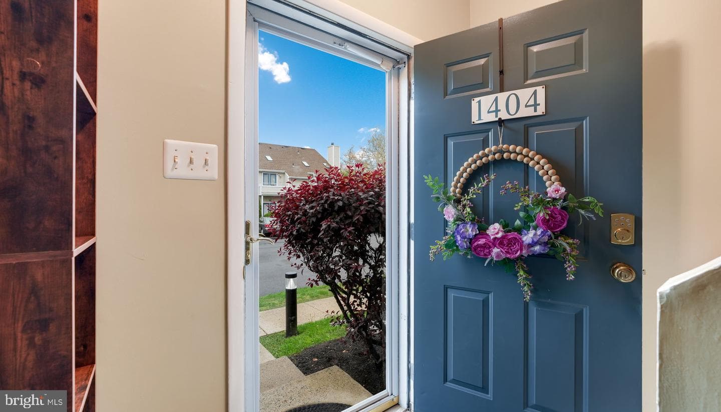 1404 Naomis Court #1404