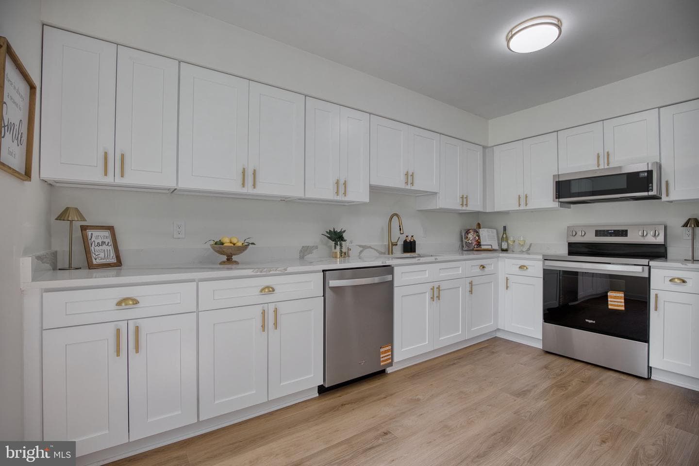 1408 Stratford Court #condo 1408 photo 11