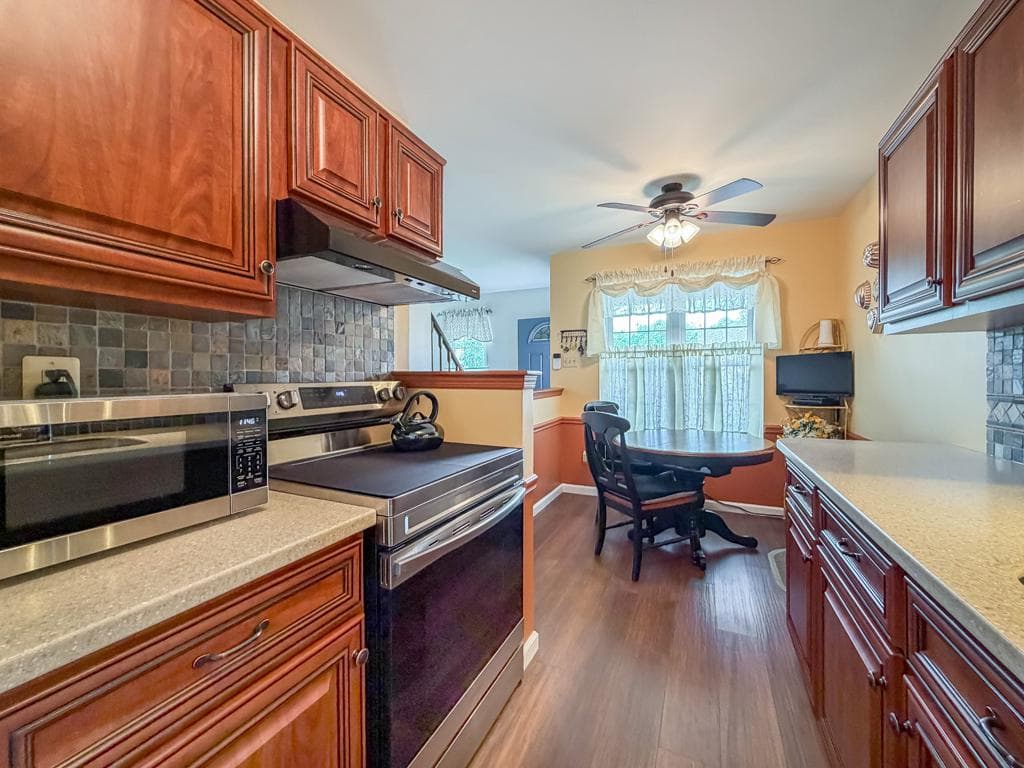 106 Rutledge Court photo 4