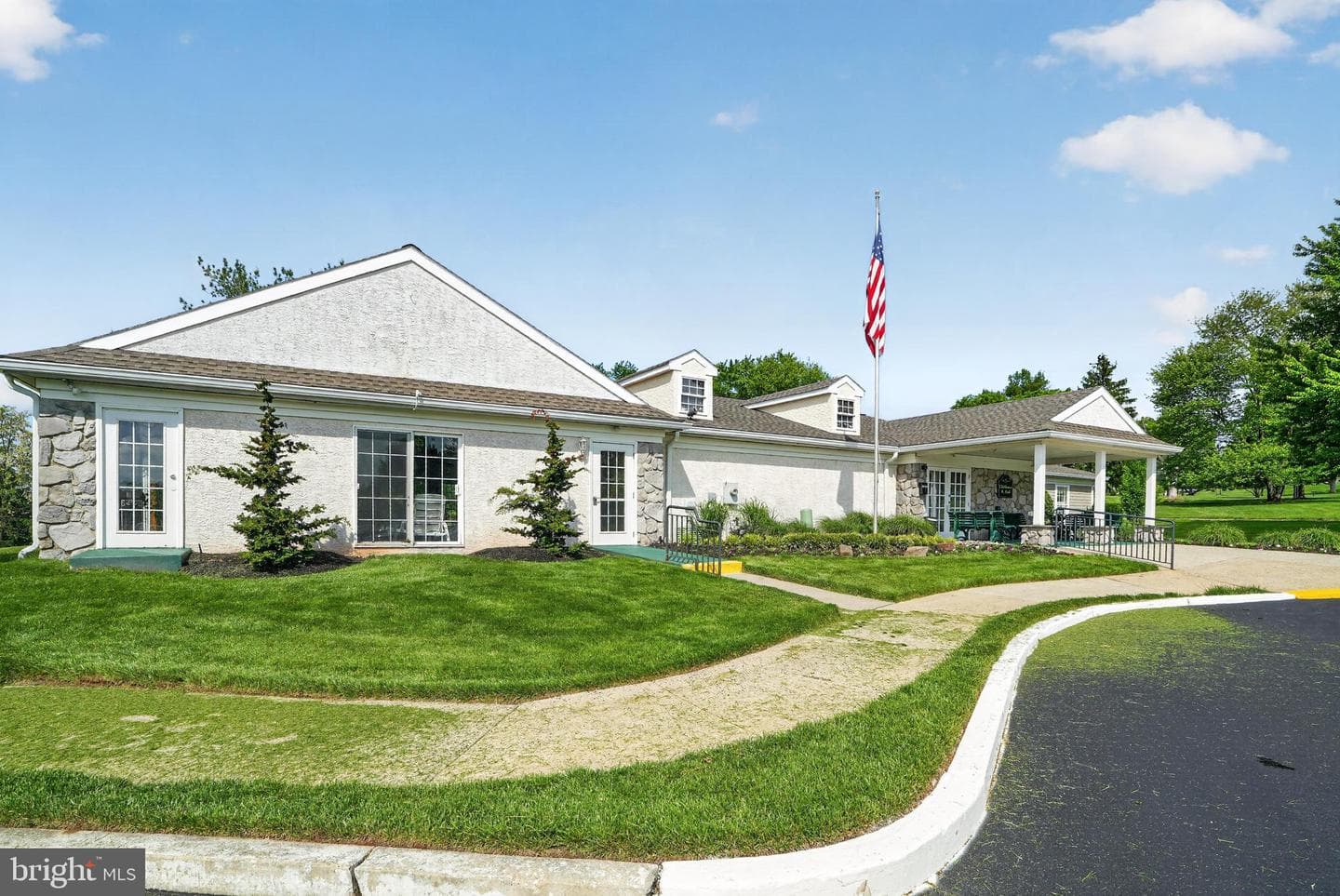 627 Brandon Road photo 28