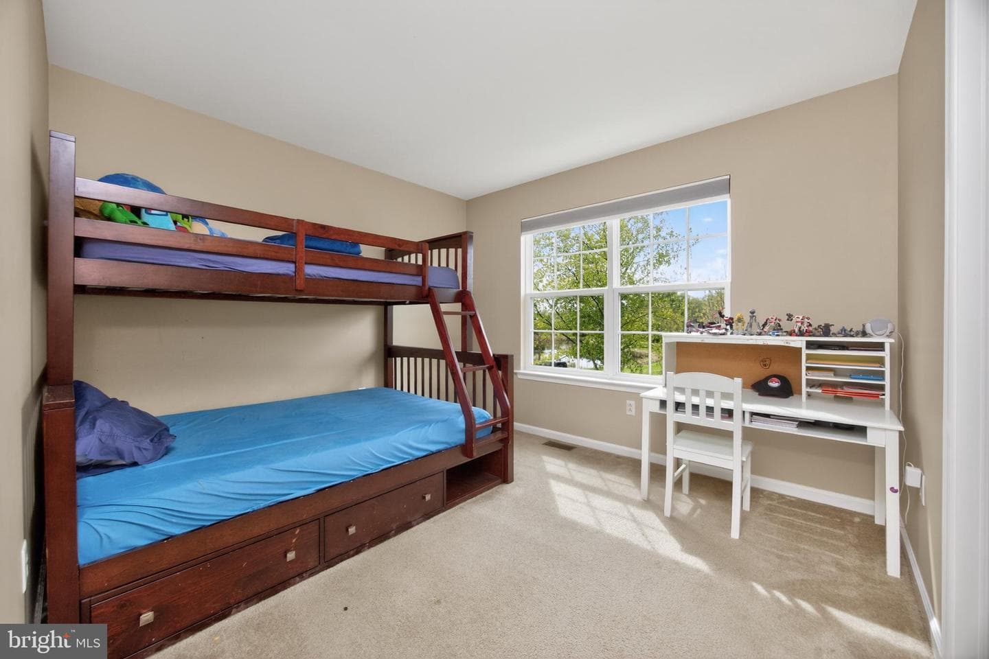 35 Westbury Drive photo 28