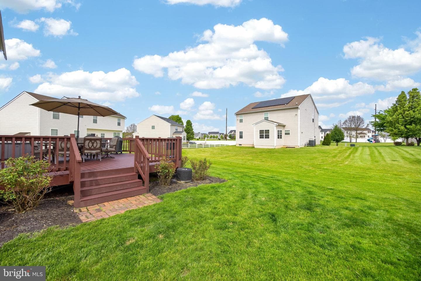 35 Westbury Drive photo 42