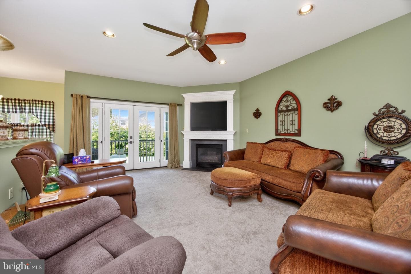 105 William Road photo 17
