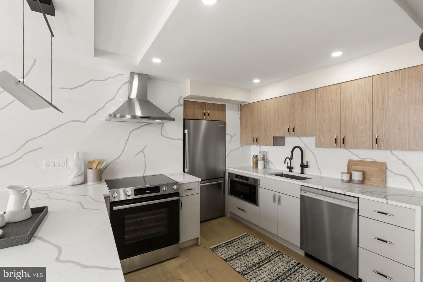 50 Belmont Avenue #1016 photo 6