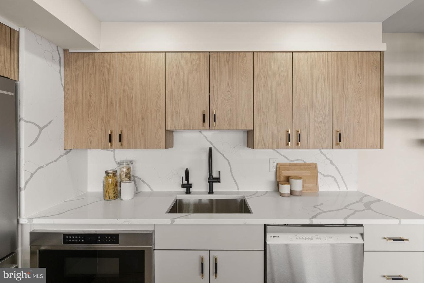 50 Belmont Avenue #1016 photo 7
